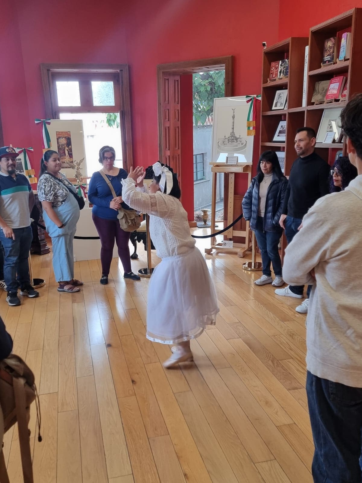 Actividad cultural en Casa Rivas Mercado 49