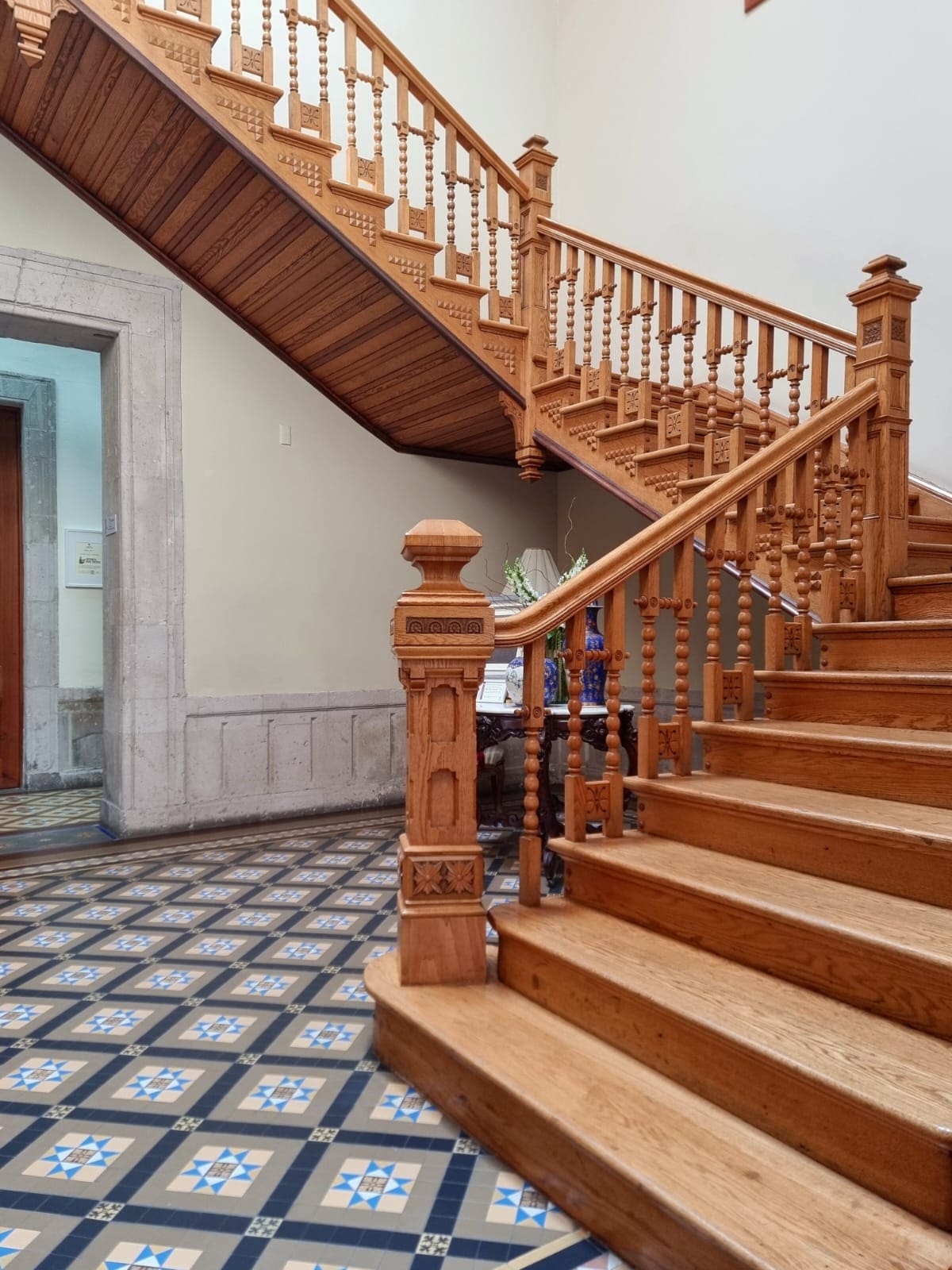 Escalera restaurada